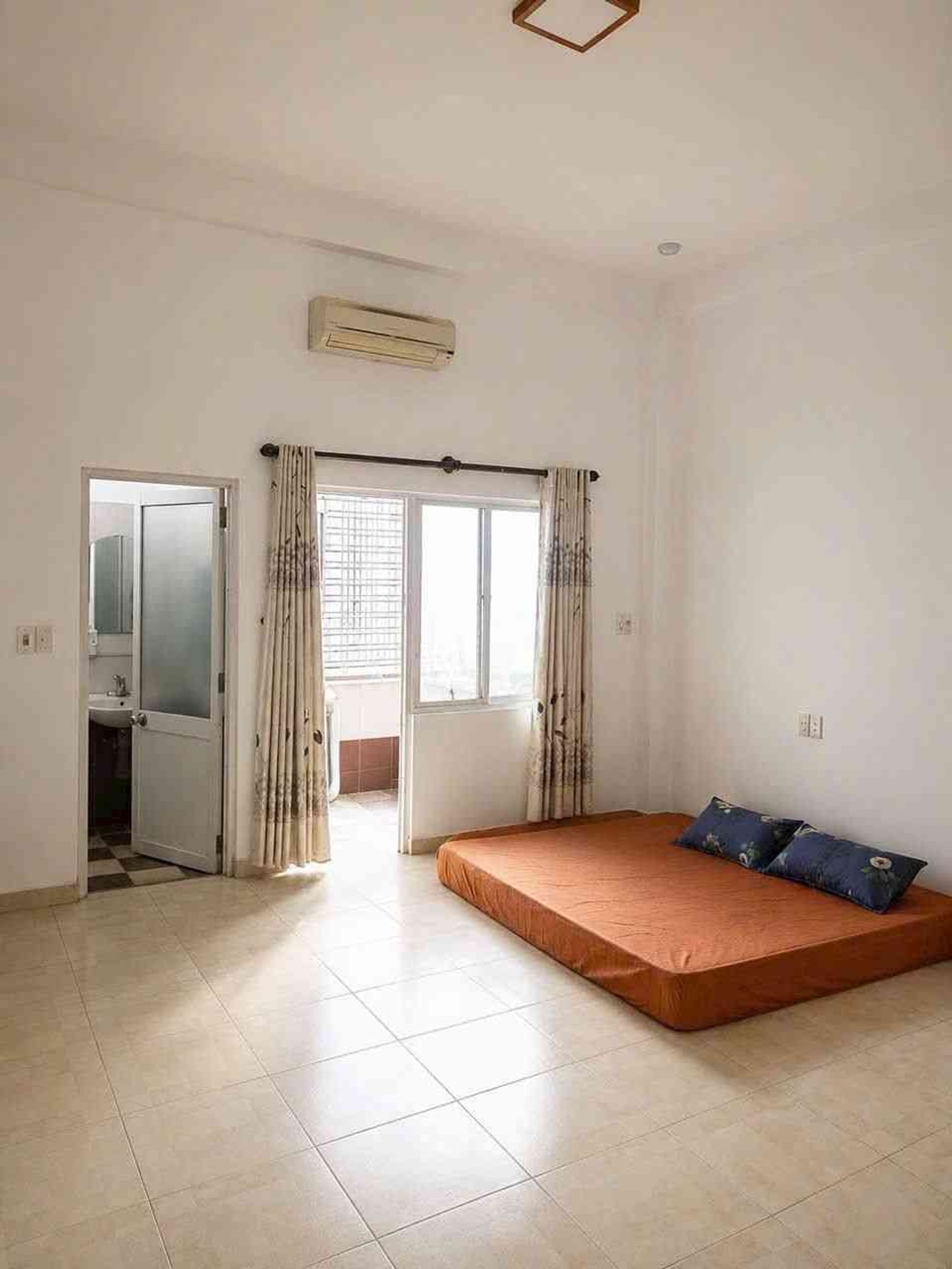 Bán Nhà Mặt Tiền Lương Nhữ Hộc 95m², Đối Diện ĐH Ngoại Ngữ, Vị Trí Kinh Doanh 12 tỷ 2
