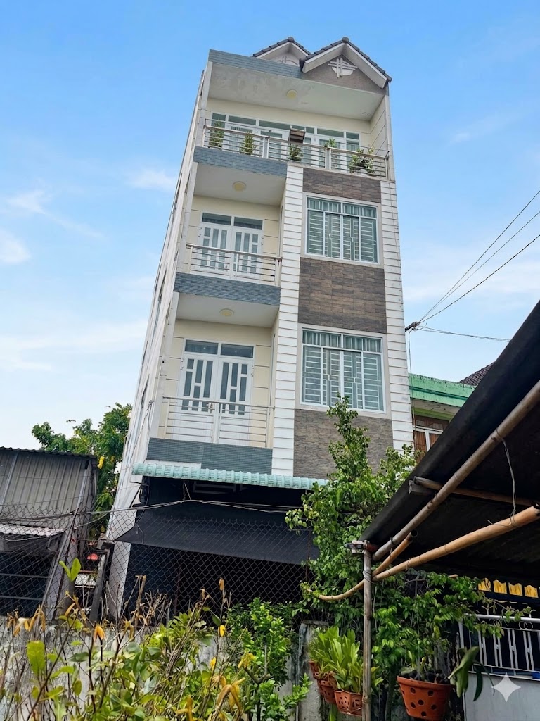Bán nhà mặt tiền Khu TTTM Vincom Sa Đéc 3 tầng, 88m2 Sổ Hồng. Vị trí đẹp, giá 8.8 tỷ. 5