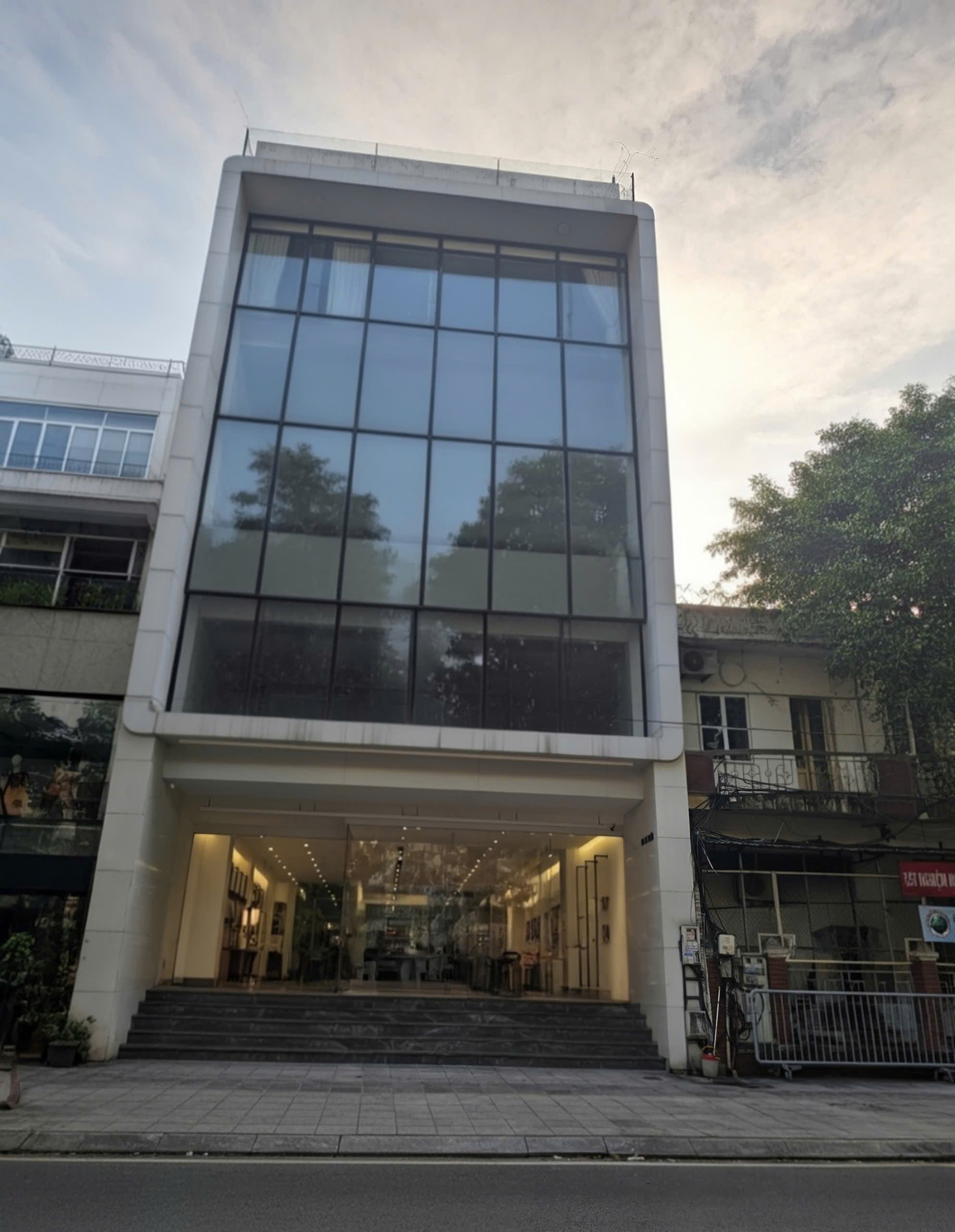 Cho thuê nhà, 110m2- 5T, Nguyễn Chánh, Trung Yên, Trung Kính -40 tr