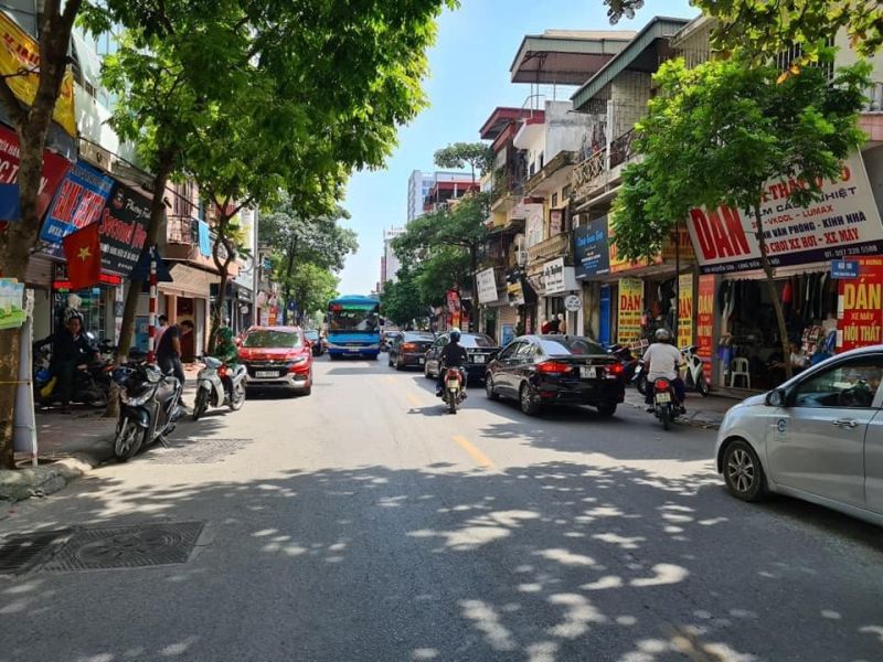 68 Tỷ - Tòa Văn Phòng Nguyễn Xiển 135m2, 8 Tầng Thông Sàn, Vỉa Hè Dòng Tiền KD Đỉnh 3