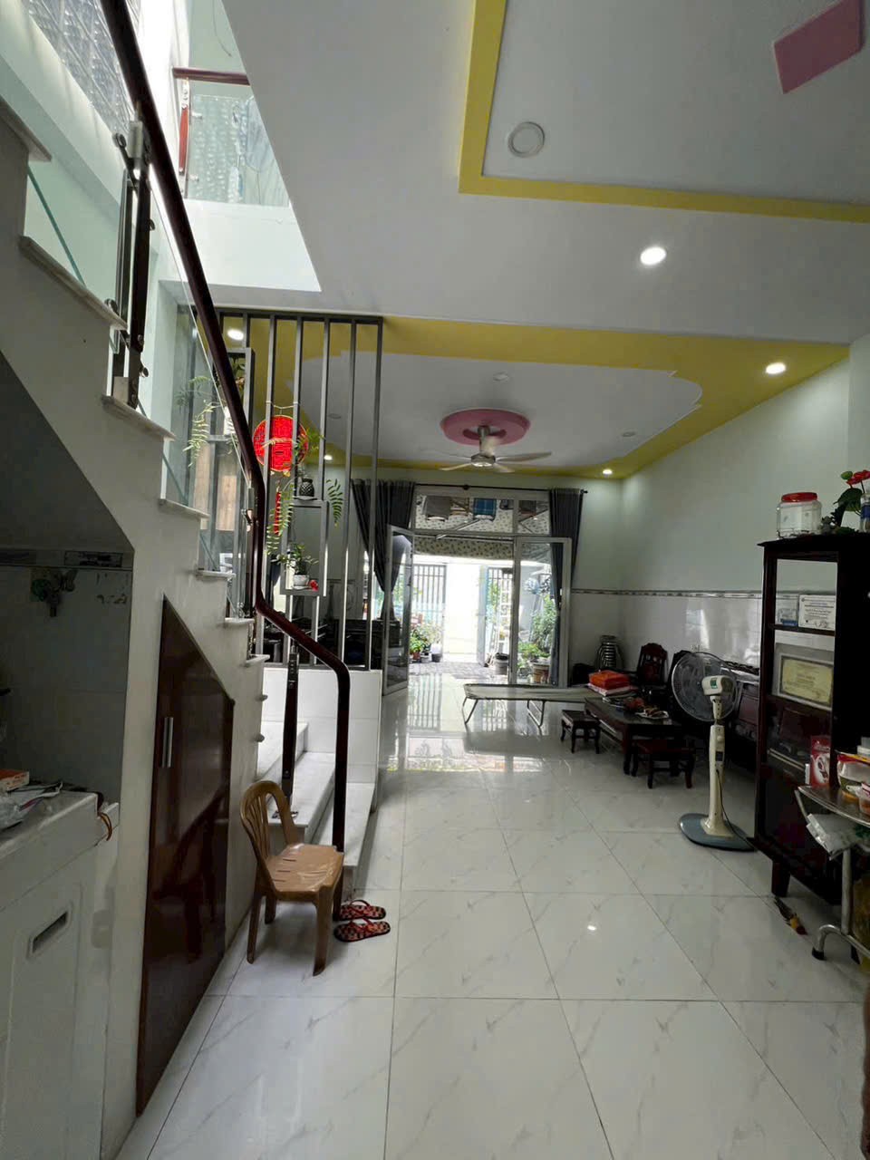 NHÀ ĐẸP ĐÔNG HƯNG THUẬN 10 – DỌN VÀO Ở NGAY RẤT GẦN NGUYỄN VĂN QUÁ 2