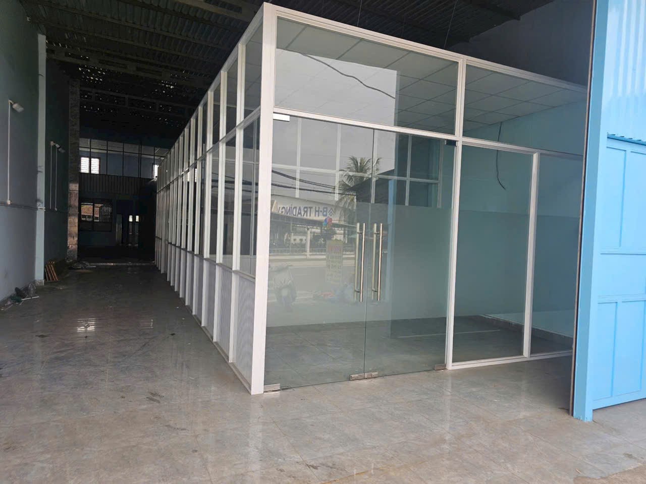 KHO XƯỞNG MẶT TIỀN BÙI CÔNG TRỪNG – DÒNG TIỀN SẴN, GIÁ CỰC TỐT 2