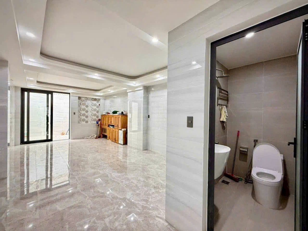 Siêu phẩm mặt tiền ĐHT 42, P. Tân Hưng Thuận, Quận 12 – sát KDC An Sương. 3