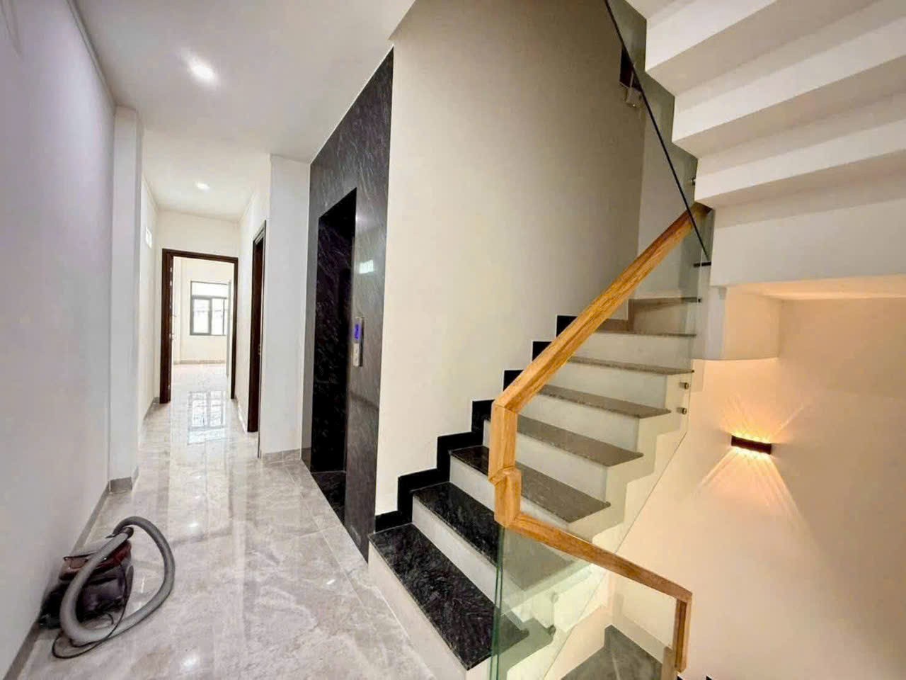 Siêu phẩm mặt tiền ĐHT 42, P. Tân Hưng Thuận, Quận 12 – sát KDC An Sương. 4