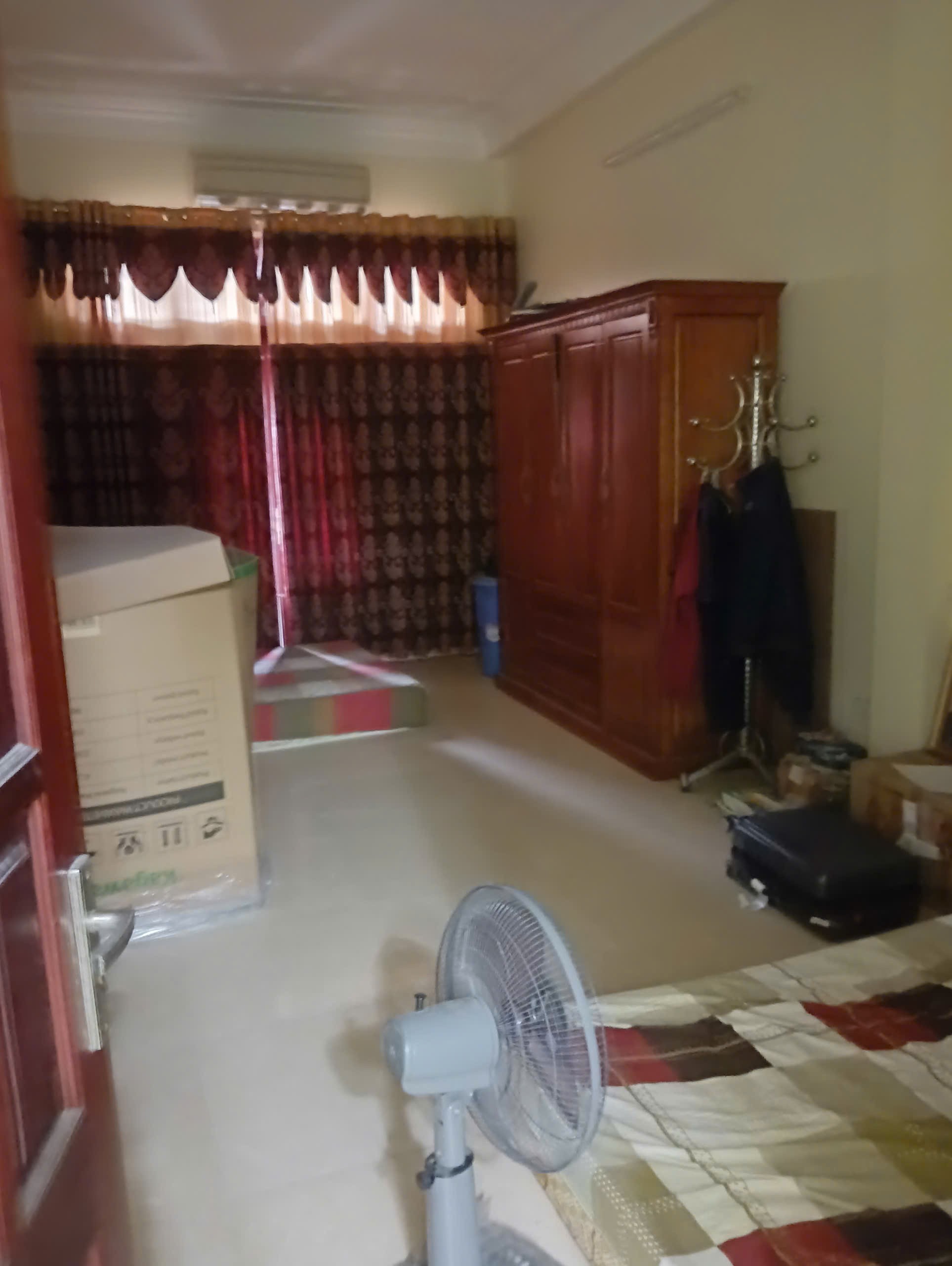 Vị trí đắc địa đường Ngô Gia Tự - Long Biên. 4