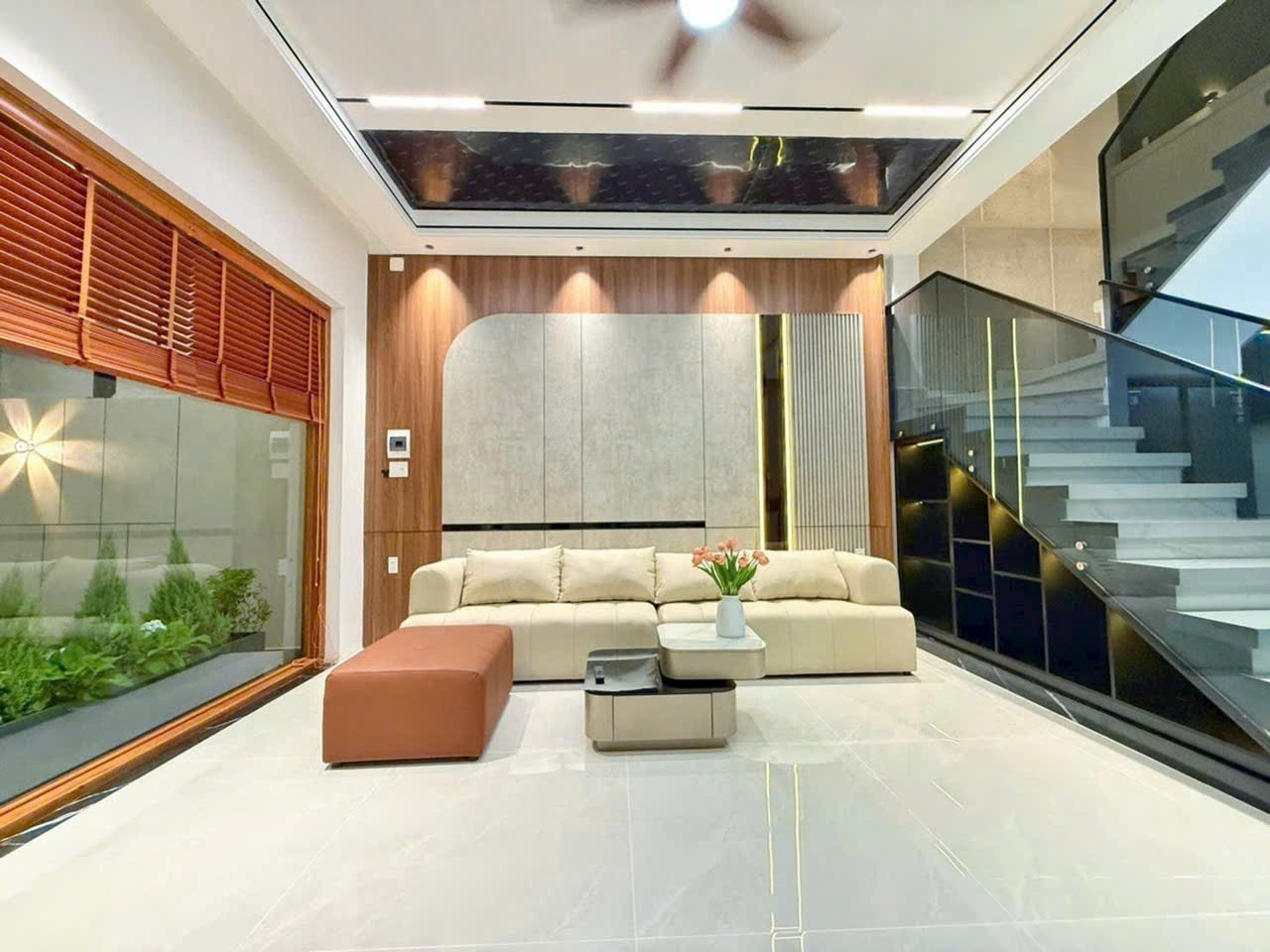 Bán nhà đẹp Nguyễn Văn Cừ -Lô góc- Oto- sát phố- 84m 5 tâng full Nội thất hơn 23 tỷ(TL) 4
