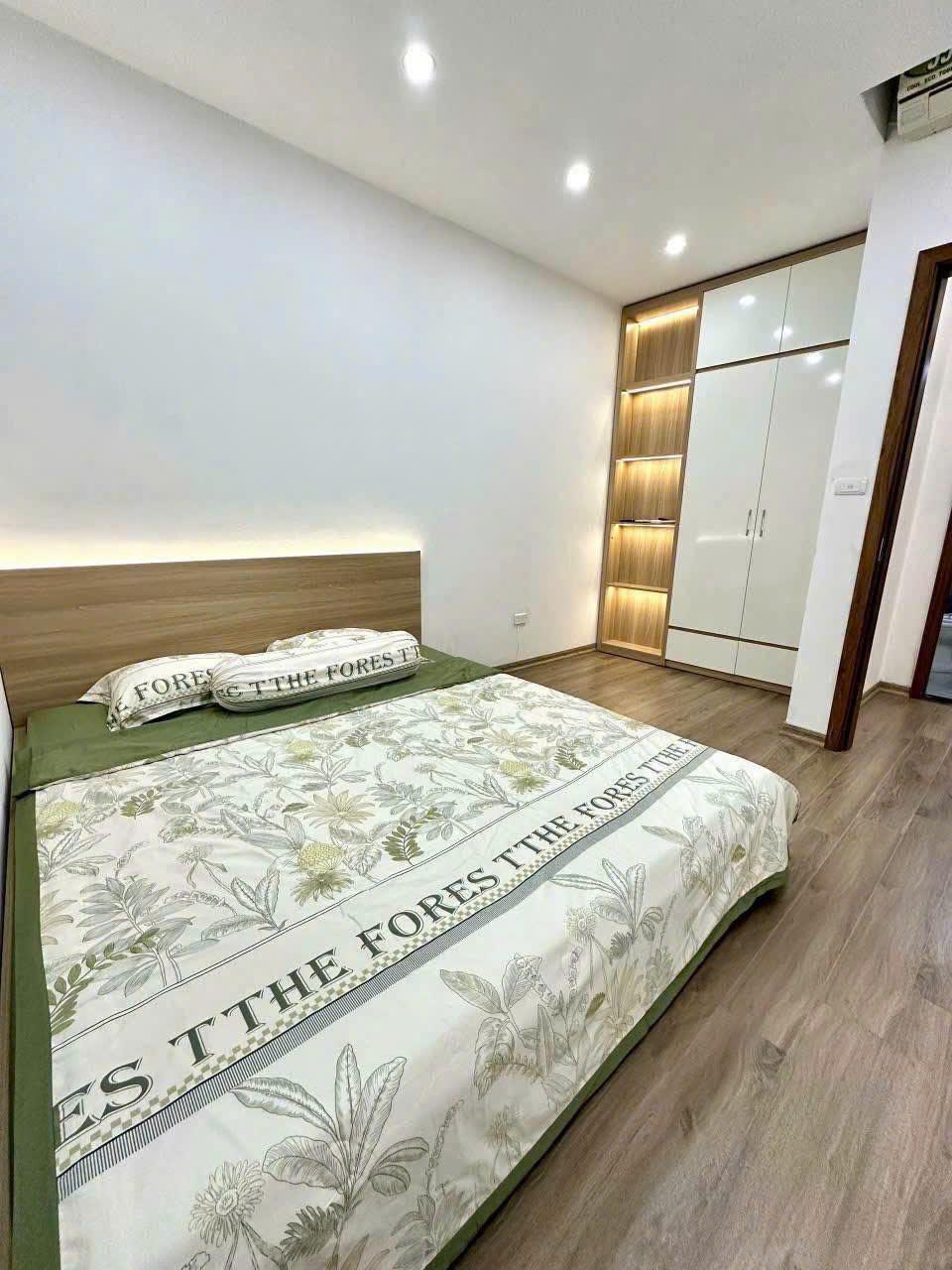 Bán gấp chung cư Đại Thanh căn hoa hậu 60m2, tặng full nội thất, sổ đỏ chính chủ, chỉ 3tỷ 4