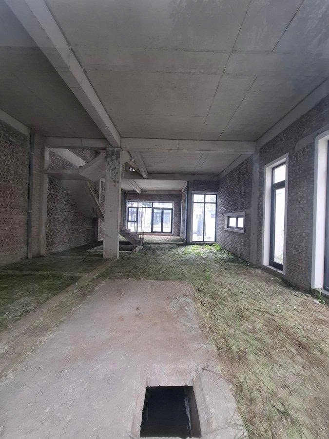 Hiếm biệt thự đẹp 4 tầng An Quý Villa, 198m2, mặt tiền 9m, vị trí đẹp, giá 50 tỷ 2