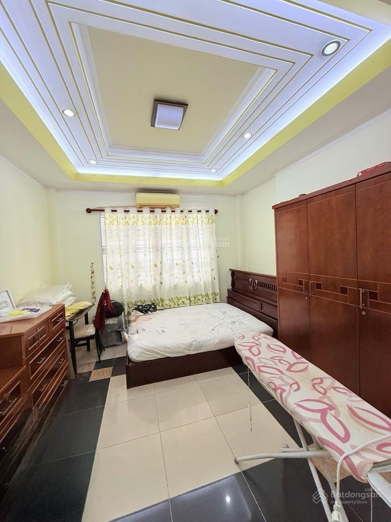Bán nhà mặt tiền Bùi Minh Trực, ngang 4m, xe hơi ngủ, tặng nội thất 3 tỷ, 1 bước ra chợ 4
