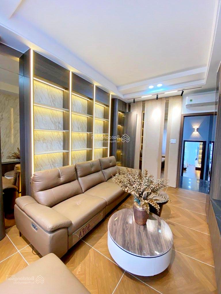 Bán nhà mặt tiền 4 tầng xe hơi khu dân cư Phú Lợi ngang 5m Nội thất lung linh Hoàn công đủ 3