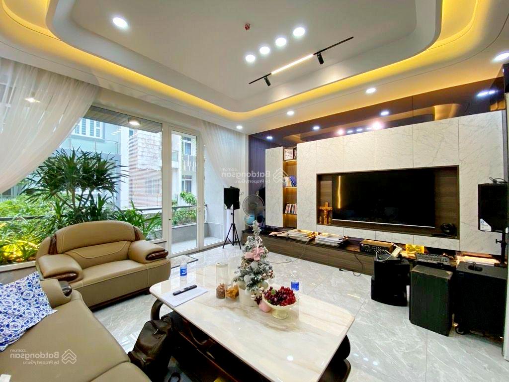 Bán nhà mặt tiền 4 tầng xe hơi khu dân cư Phú Lợi ngang 5m Nội thất lung linh Hoàn công đủ 2