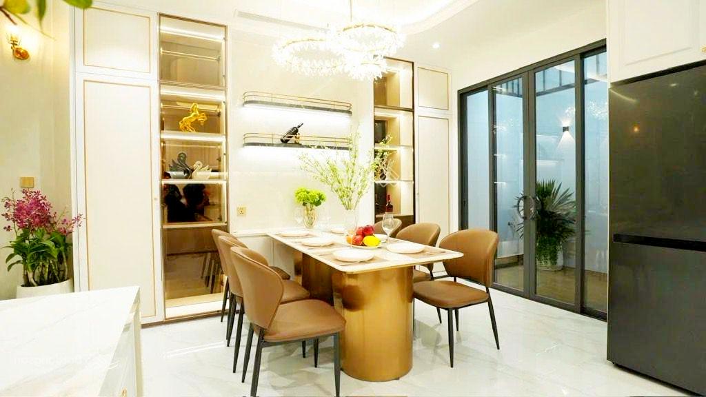 Bán nhà mặt tiền 4 tầng khu dân cư Intresco ngang 5m Xe hơi ngủ Tặng Nội Thất gần chợ khu phân lô 2