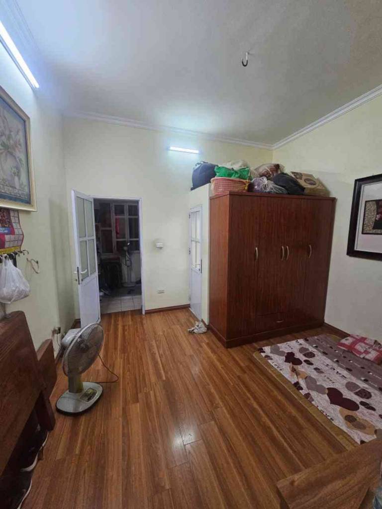 Cần bán Nhà mặt tiền đường Bạch Mai, Phường Bách Khoa, Diện tích 75m², Giá 28.3 Tỷ