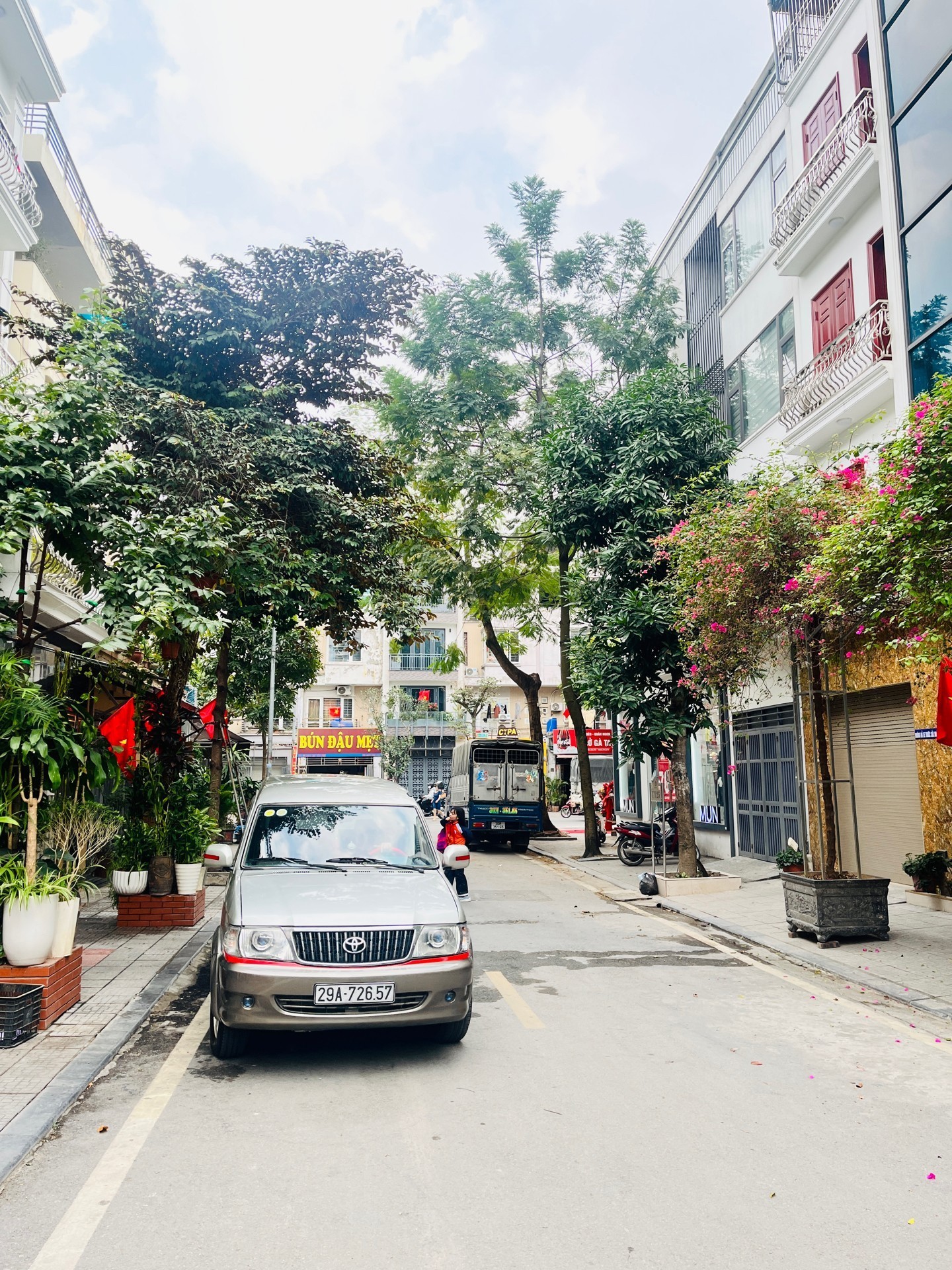 Khu vực Nguyễn Sơn 12 tỷ 60m phân lô ô tô kinh doanh nhỏ,Long Biên 4