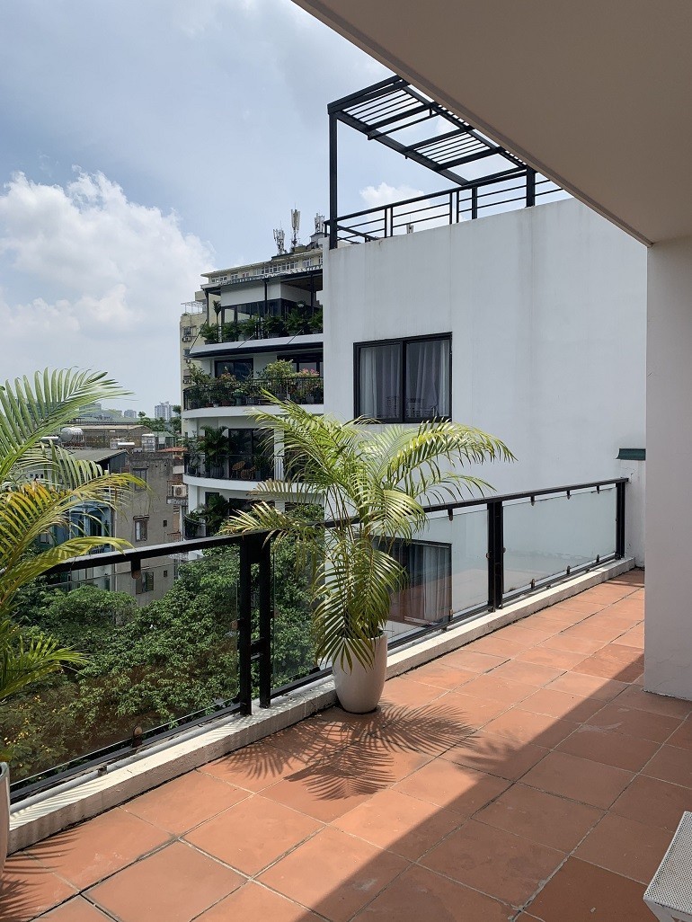 Cho thuê Căn hộ chung cư đường Phạm Huy Thông, Phường Ngọc Khánh, 120m², Giá 41.6 Triệu 3