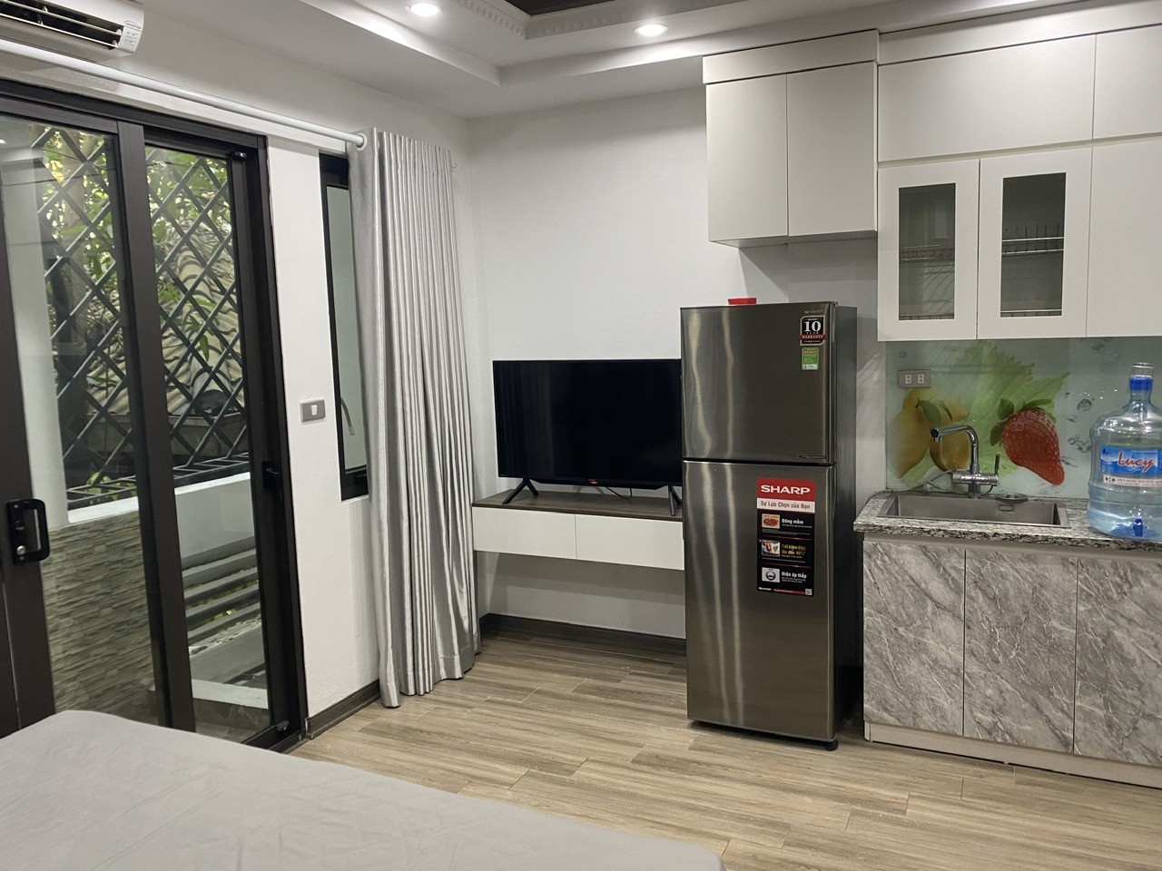 Cho thuê Căn hộ chung cư mini Full đồ cao cấp. Ban công View thoáng cực Chill. Chỉ 5.5tr 3
