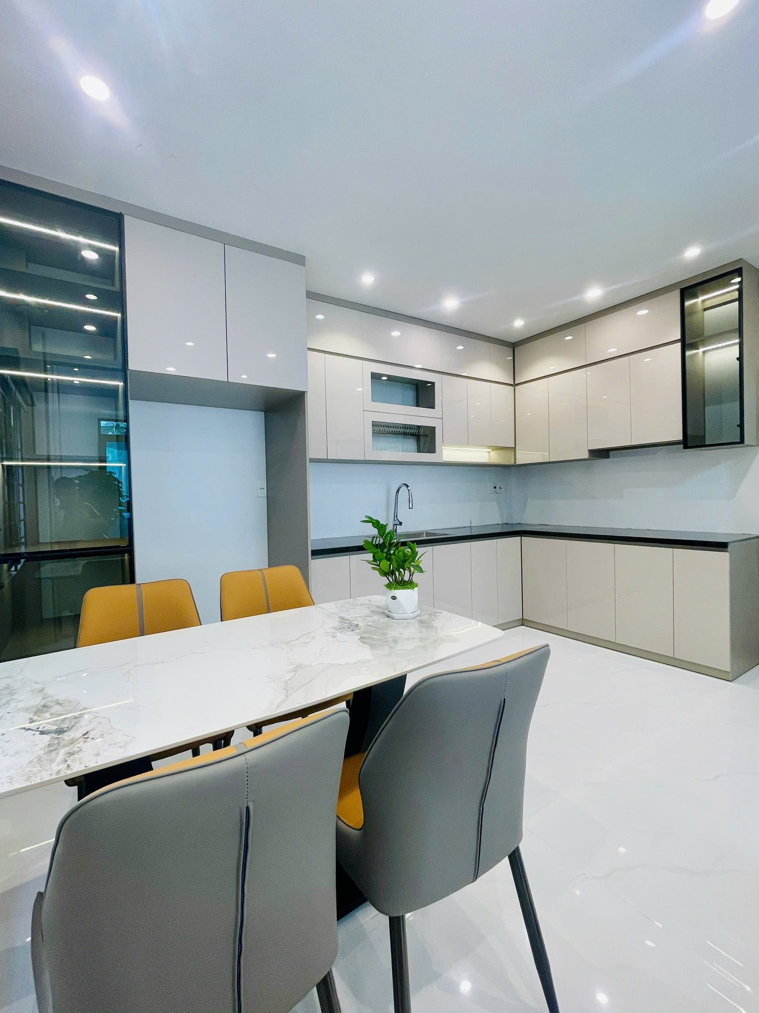 Bán nhà ngõ đường Nguyễn Lương Bằng, ph Thanh Bình, TP HD, 51.8m2, mt 4.42m, 3 tầng, 3 ngủ 3
