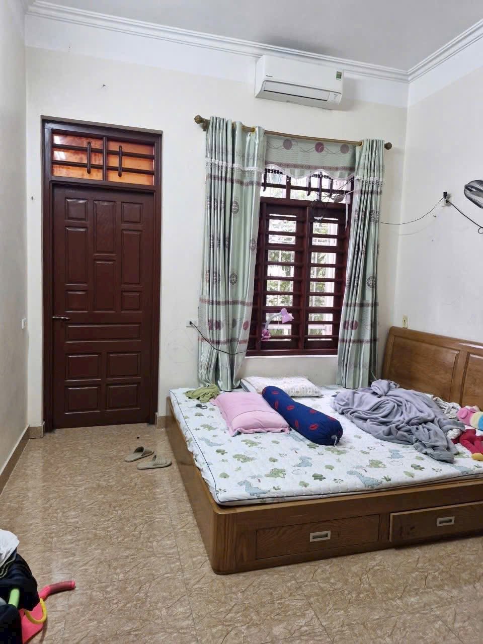 Bán căn nhà 3.5 tầng mặt đường Phùng Chí Kiên, ph Tân Bình, TP HD, 60m2, mt 4m, chỉ 4.8 tỷ 4