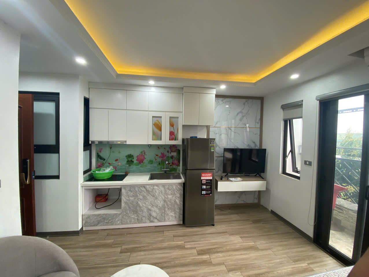 Cho thuê Căn hộ chung cư mini Full đồ cao cấp. Ban công View Hồ Tây cực Chill. Chỉ 7.5tr 3