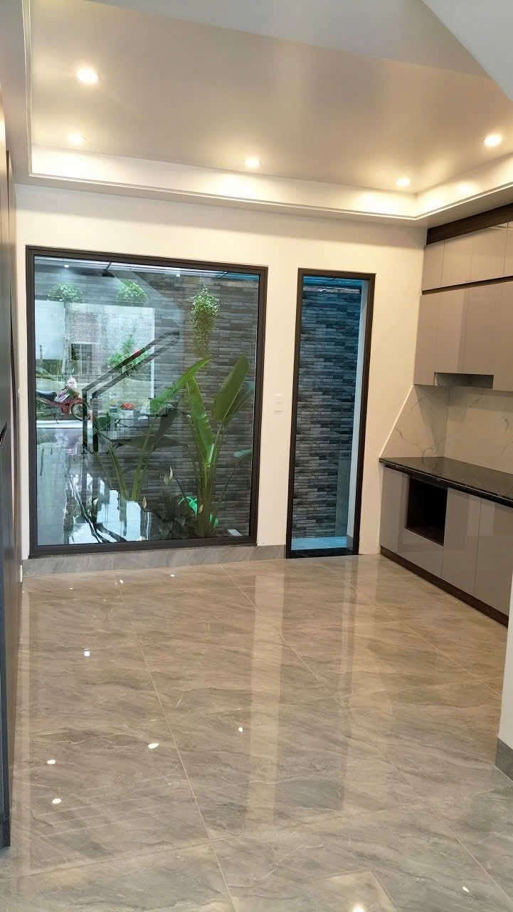 Bán căn nhà 3 tầng ngõ phố Nguyễn Hữu Cầu, ph Ngọc Châu, TP HD, 41.2m2, 3 ngủ, gần chợ Phú Lương 4