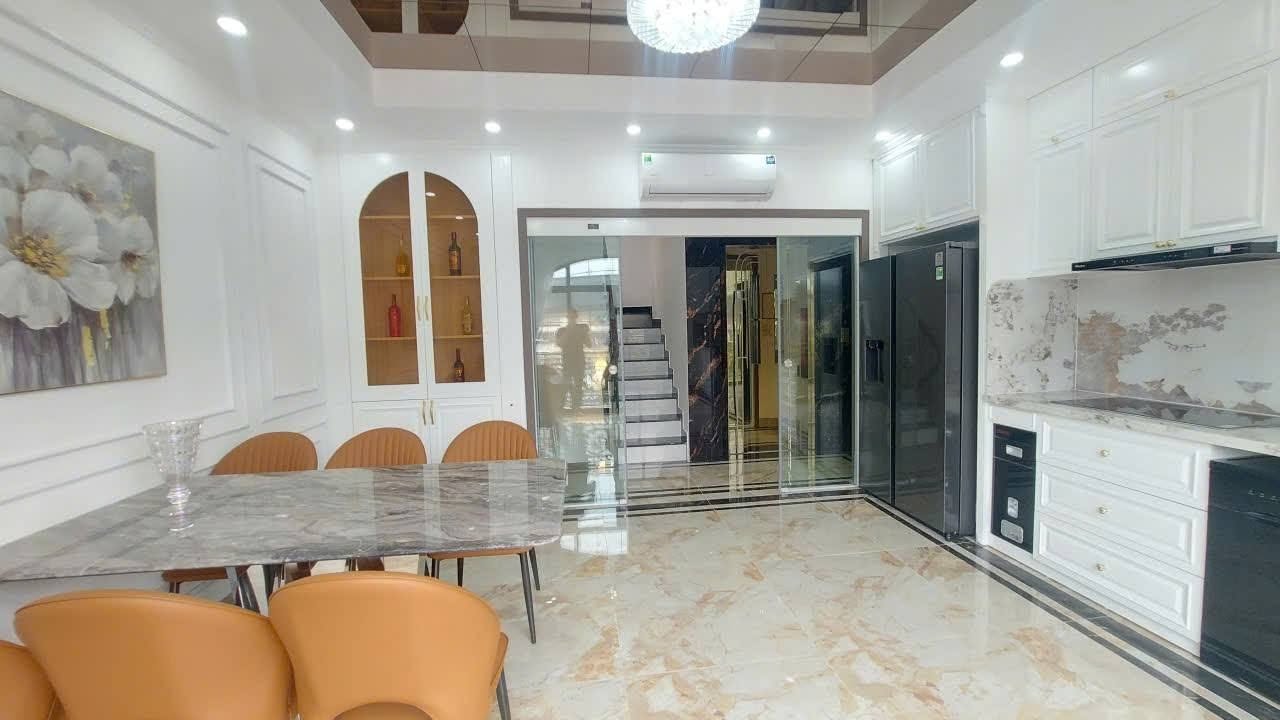Bán nhà mặt phố Đại La-Hà Nội 3