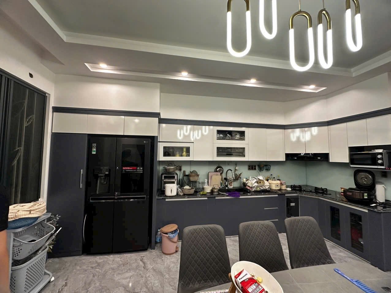 Bán nhà 3 tầng mặt phố Tô Hiến Thành, Đông Nam Cường, TP HD, 83.25m2, mt 4.5m, 3 ngủ, 3 vs, giá tốt 4