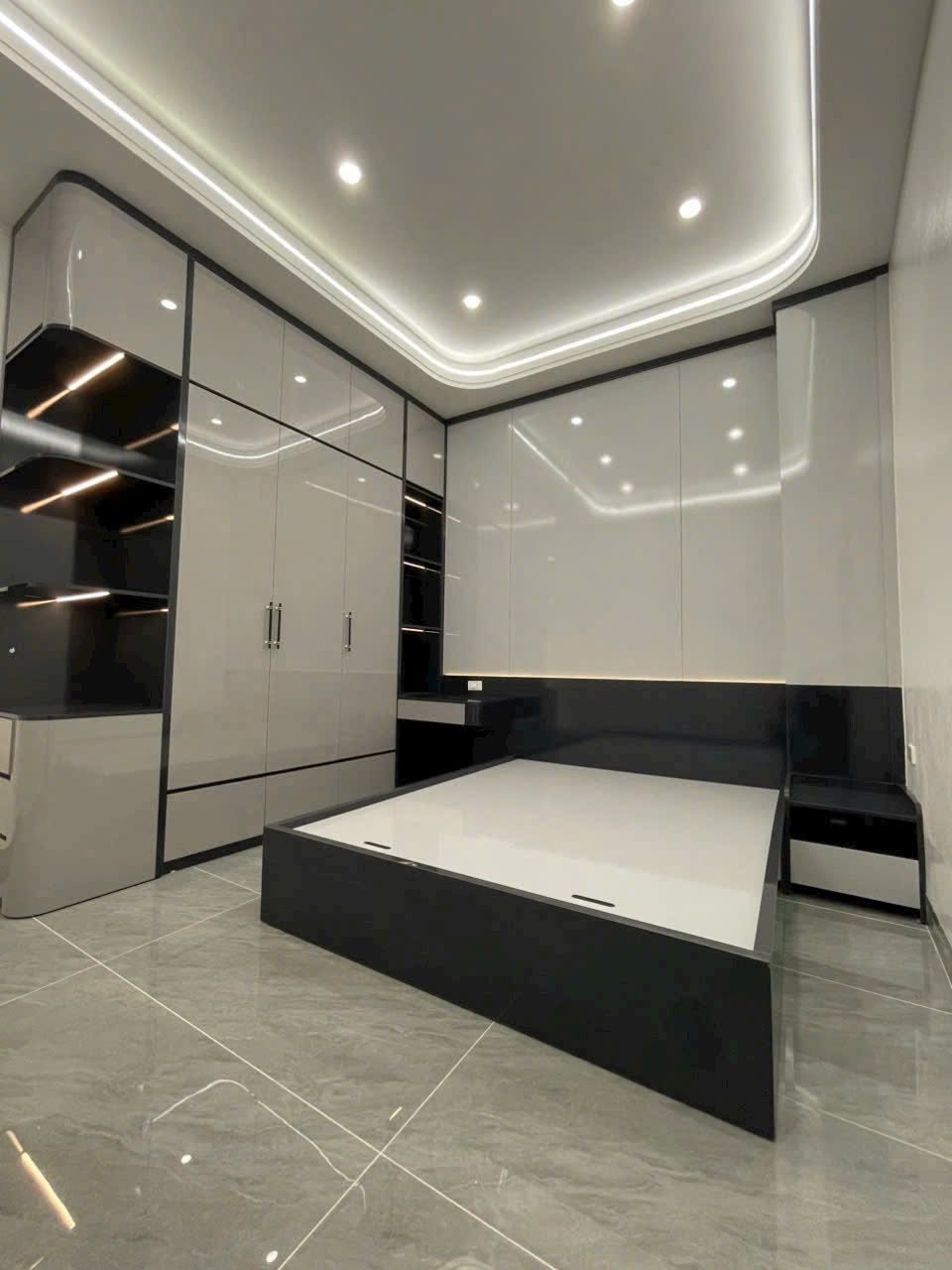 Bán nhà 3 tầng ngõ phố Đức Minh, ph Thanh Bình, TP HD, 52.5m2, mt 4.05m, 3 ngủ, 3 vs 4