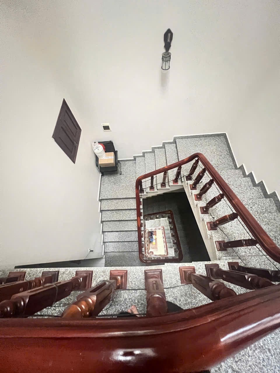 Bán căn nhà 4 tầng mặt phố An Dương Vương, ph Hải Tân, TP HD, 81m2, mt 4.5m, 4 ngủ 5