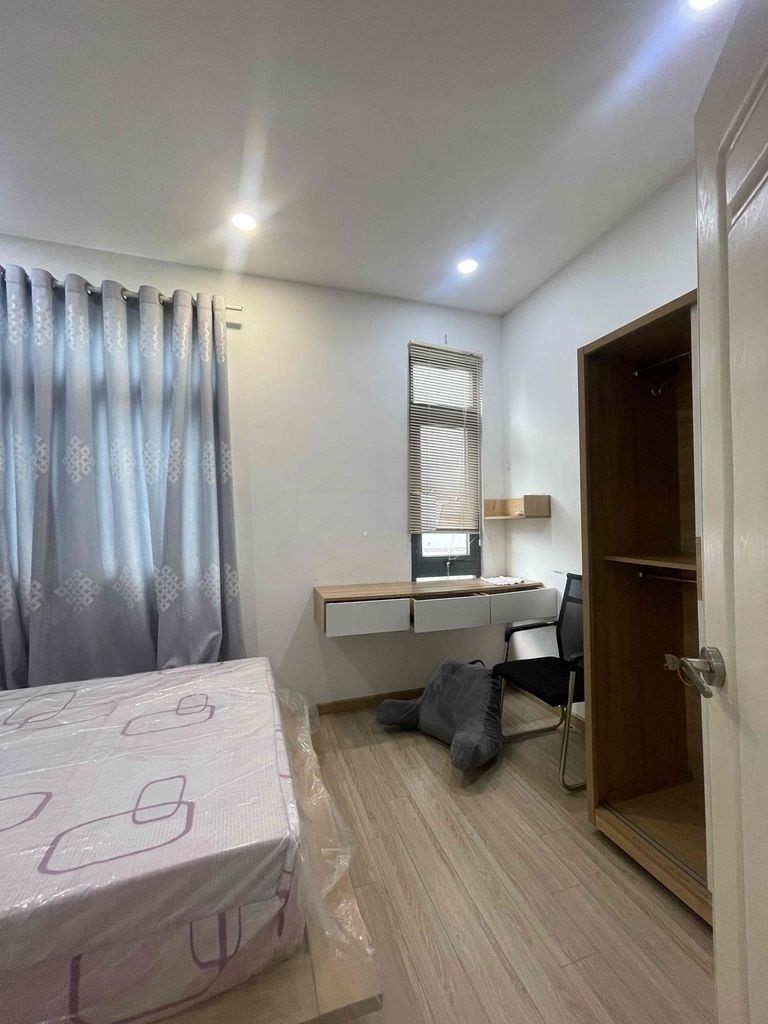 NGUYÊN CĂN KHU BÊN SÔNG,SÁT BÊN GIGAMALL, TRỆT 2 LẦU,3PN, 3WC GIÁ CHỈ 12TR 4