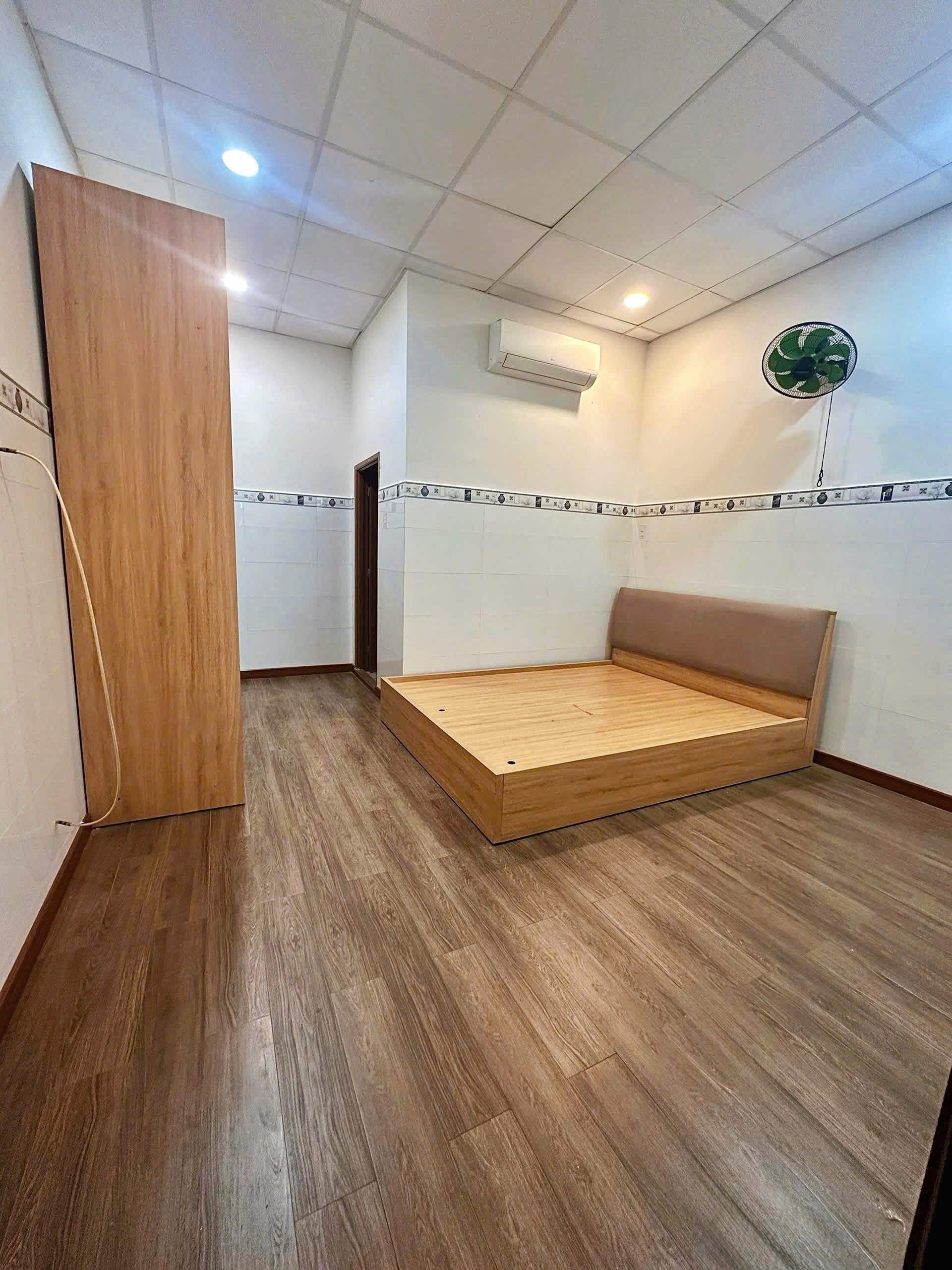 NHÀ ĐẸP BÌNH TÂN – HẺM XE TẢI – 5 TẦNG ĐÚC – 6 PN 7 WC KHÉP KÍN CHỈ 5.95 TỶ 4