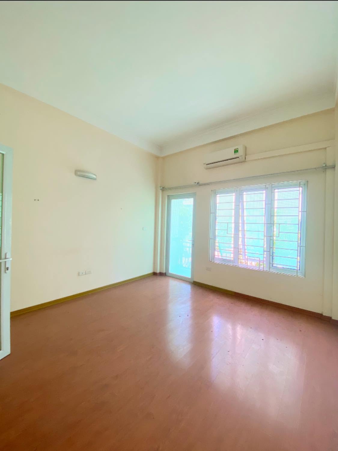Nhà 5T khu LK27,28 Dương Nội, DT50m2, MT5m, ô tô KD, 14.8 tỷ Hà Đông 4