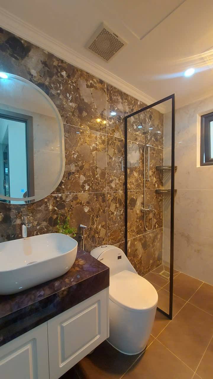 Bán nhà mặt phố Đại La-Hà Nội 5
