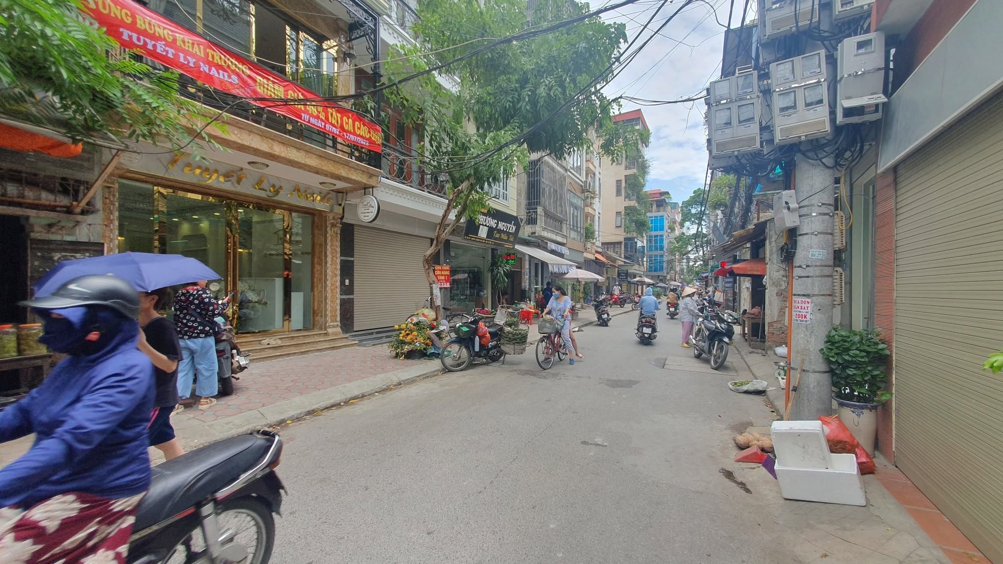 Bán nhà riêng Ái Mộ Long Biên 12 tỷ 60m ô tô vỉa hè ngõ thông 2