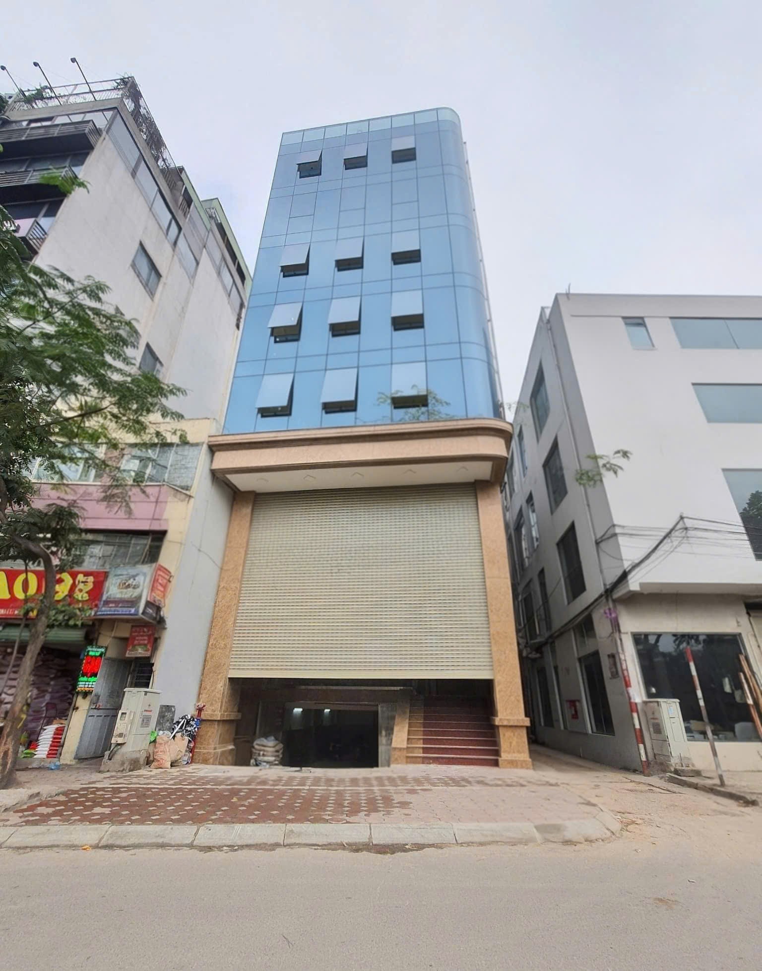 Cho thuê nhà, 139m2- 6T, Nguyễn Trường Tộ, Hàng Than, Trấn Vũ -69 tr
