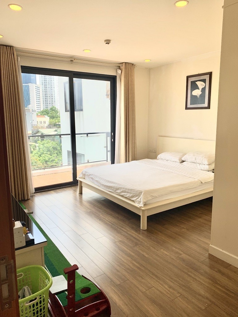 Cho thuê Căn hộ chung cư đường Phạm Huy Thông, Phường Ngọc Khánh, 120m², Giá 41.6 Triệu 6