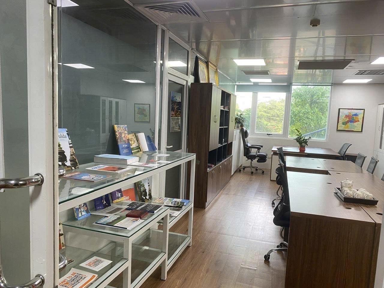 CHO THUÊ VP FULL NỘI THẤT 150M2 TÒA HCMCC, VIEW HỒ TÂY VỊ TRÍ CỰC ĐẸP 3