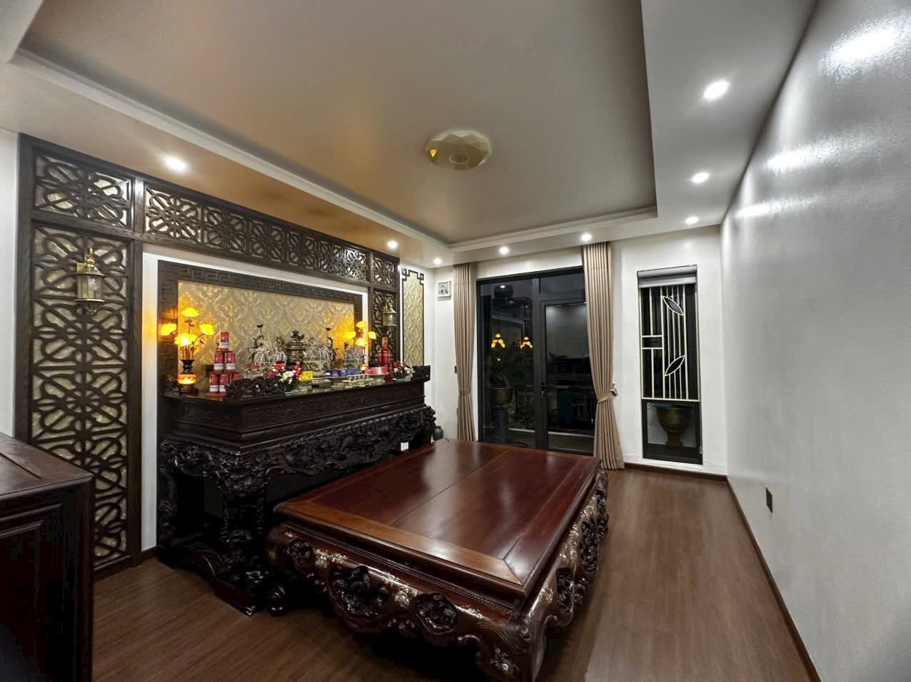 Bán nhà 3 tầng mặt phố Tô Hiến Thành, Đông Nam Cường, TP HD, 83.25m2, mt 4.5m, 3 ngủ, 3 vs, giá tốt 7
