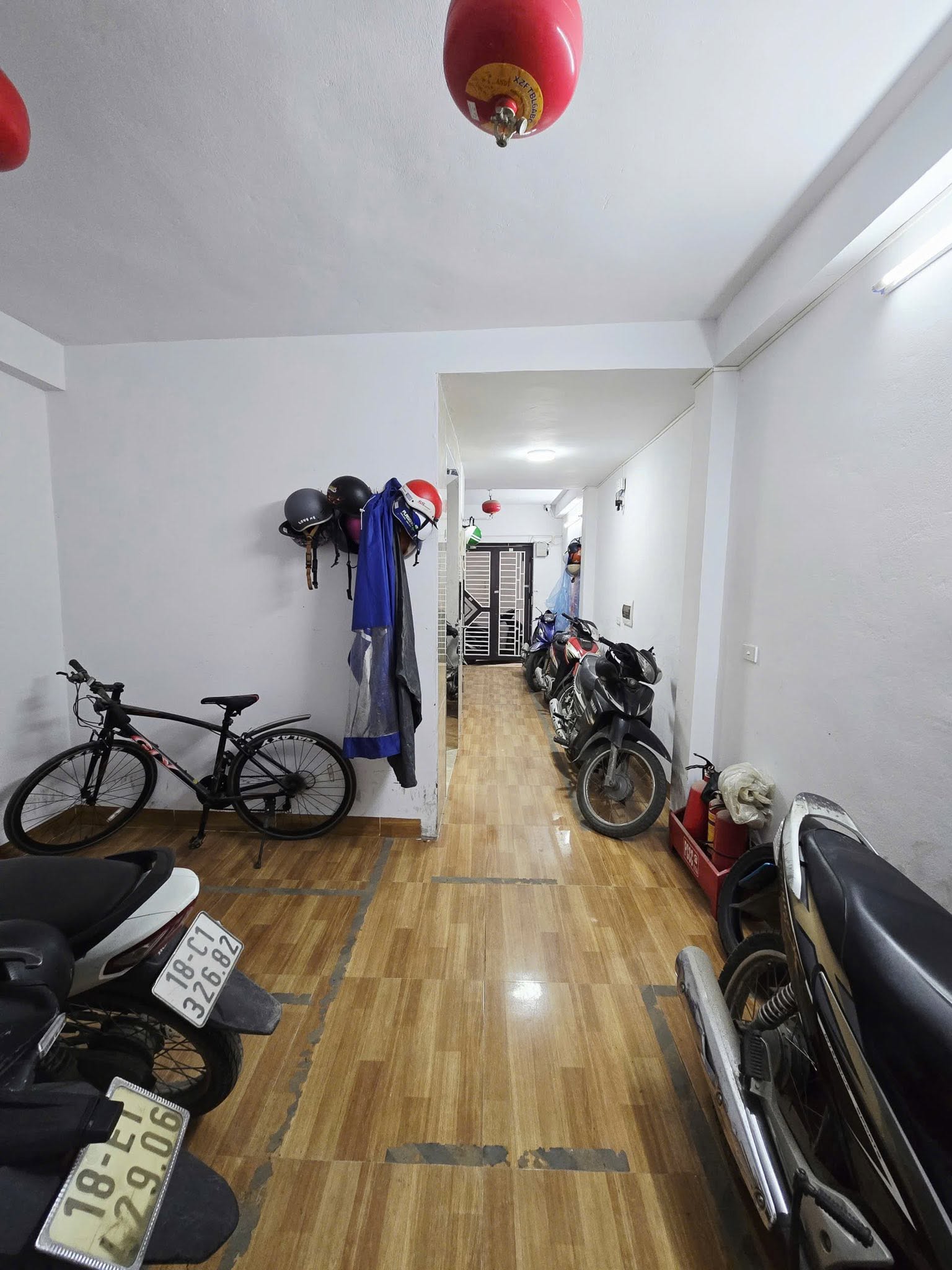 Tin thật NGuyễn Sơn Long biên 7 tỷ 40m,gần phố 2