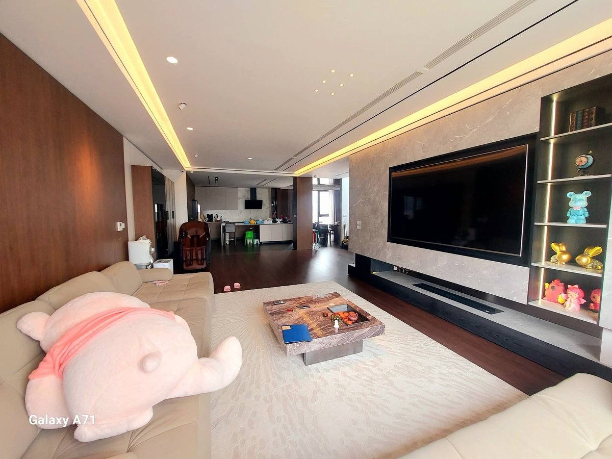 Gấp! Chủ bán CHDV 120m2 - 9 tầng - thang máy - 20p khép kín - Quan Nhân, Dòng tiền đỉnh 2 tỷ/năm, 3