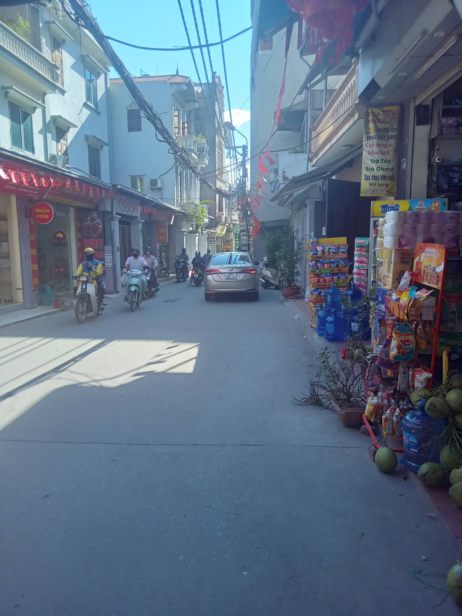 Nguyễn Văn Cừ Long Biên 10 tỷ 60m ô tô qua nhà gần công viên 3