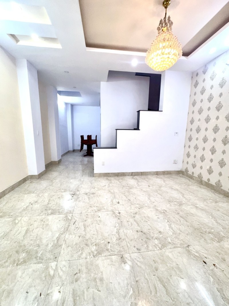 Bán nhà 4 tầng Đường Số 7, Tam Bình, Thủ Đức, TP HCM. DT 80m2, sổ hồng riêng, giá 7.56 tỷ. 2