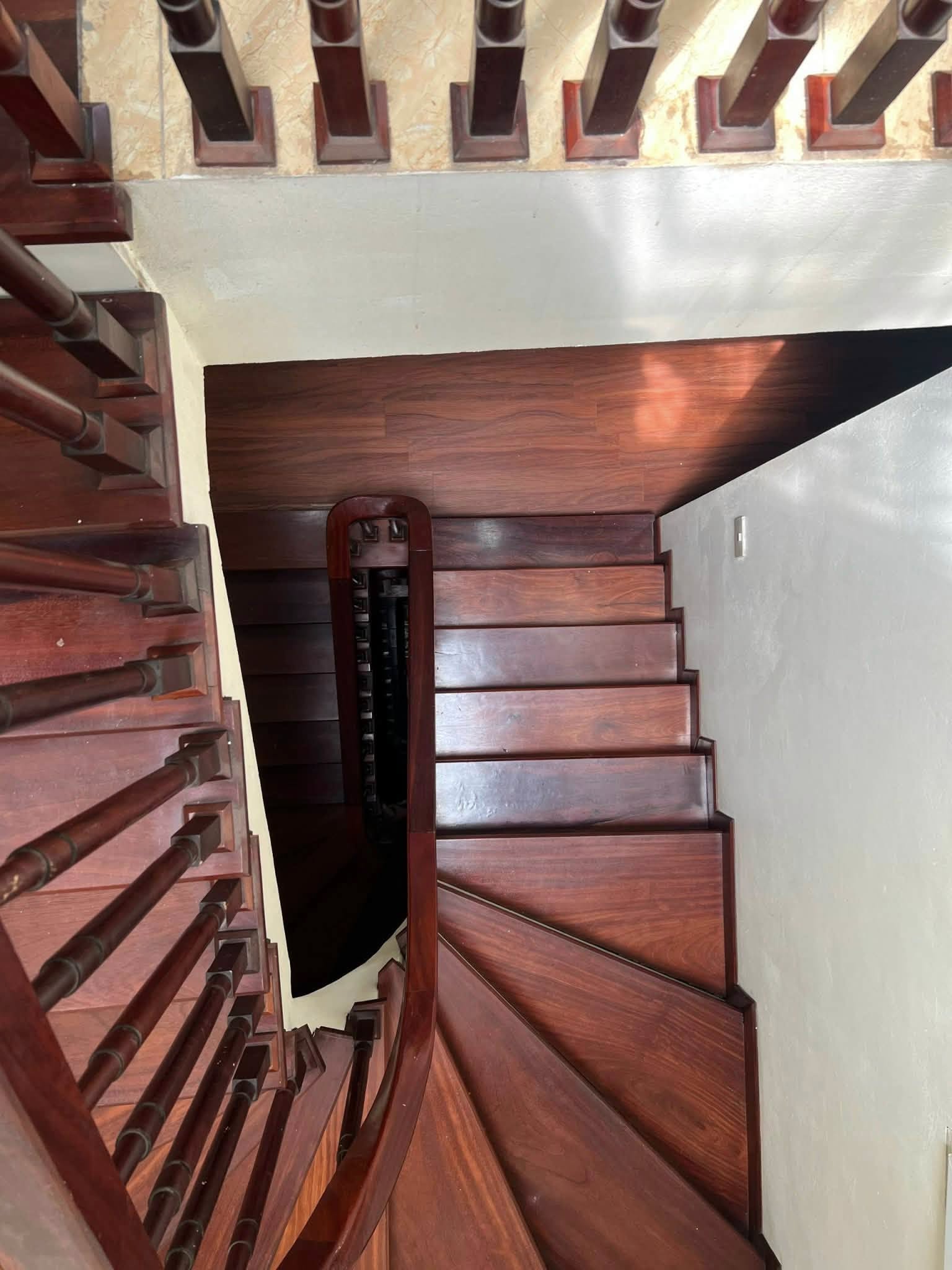 MẶT NGÕ THÔNG-10M RA PHỐ-SỔ PHÂN LÔ-46Mx5T-Ô CHỜ THANG MÁY-NGUYỄN KHOÁI HAI BÀ TRƯNG 4