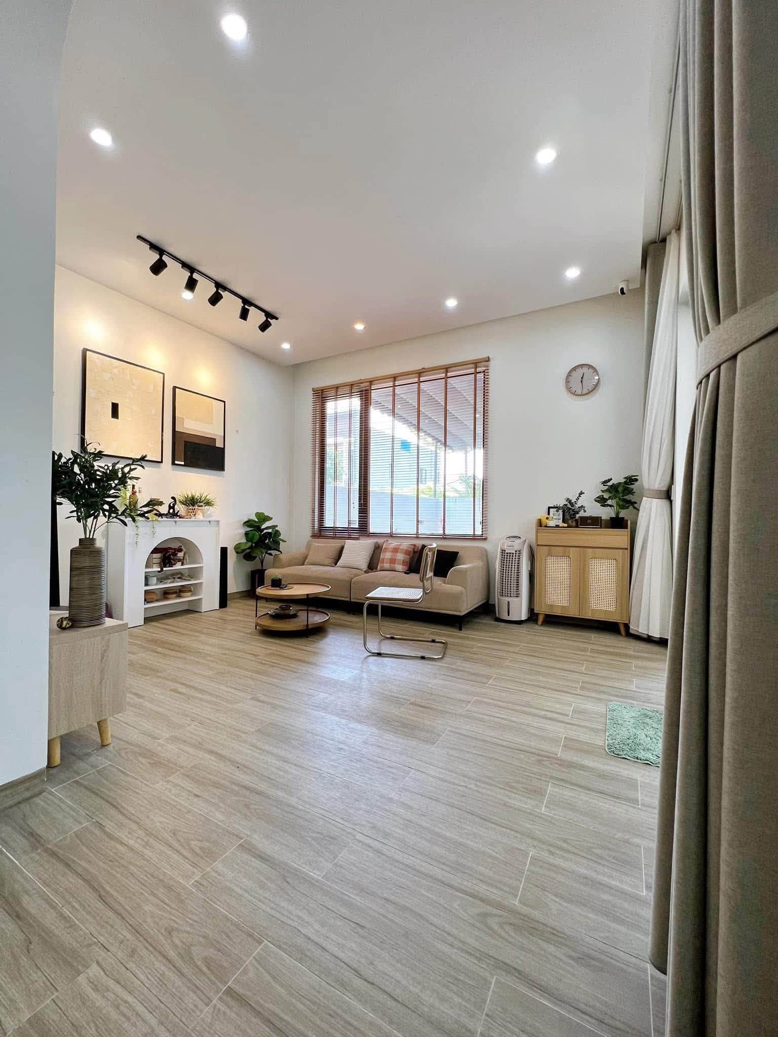 Biệt thự Lê Bôi, 7x22, 4 tầng, Hai mặt thoáng, căn góc, đường Phạm Thế Hiển 2
