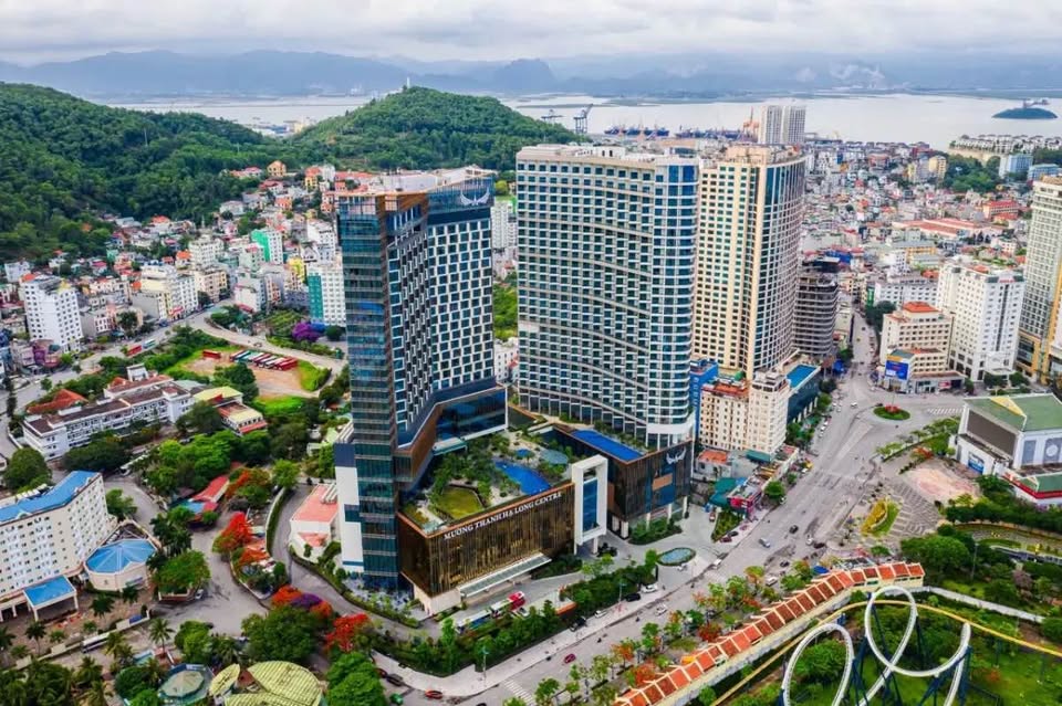 Chính chủ ở xa, bán nhà 3,5 tầng 46,8m2 mặt đường Vườn Đào, Trung tâm du lịch Bãi Cháy, Hạ Long. 5