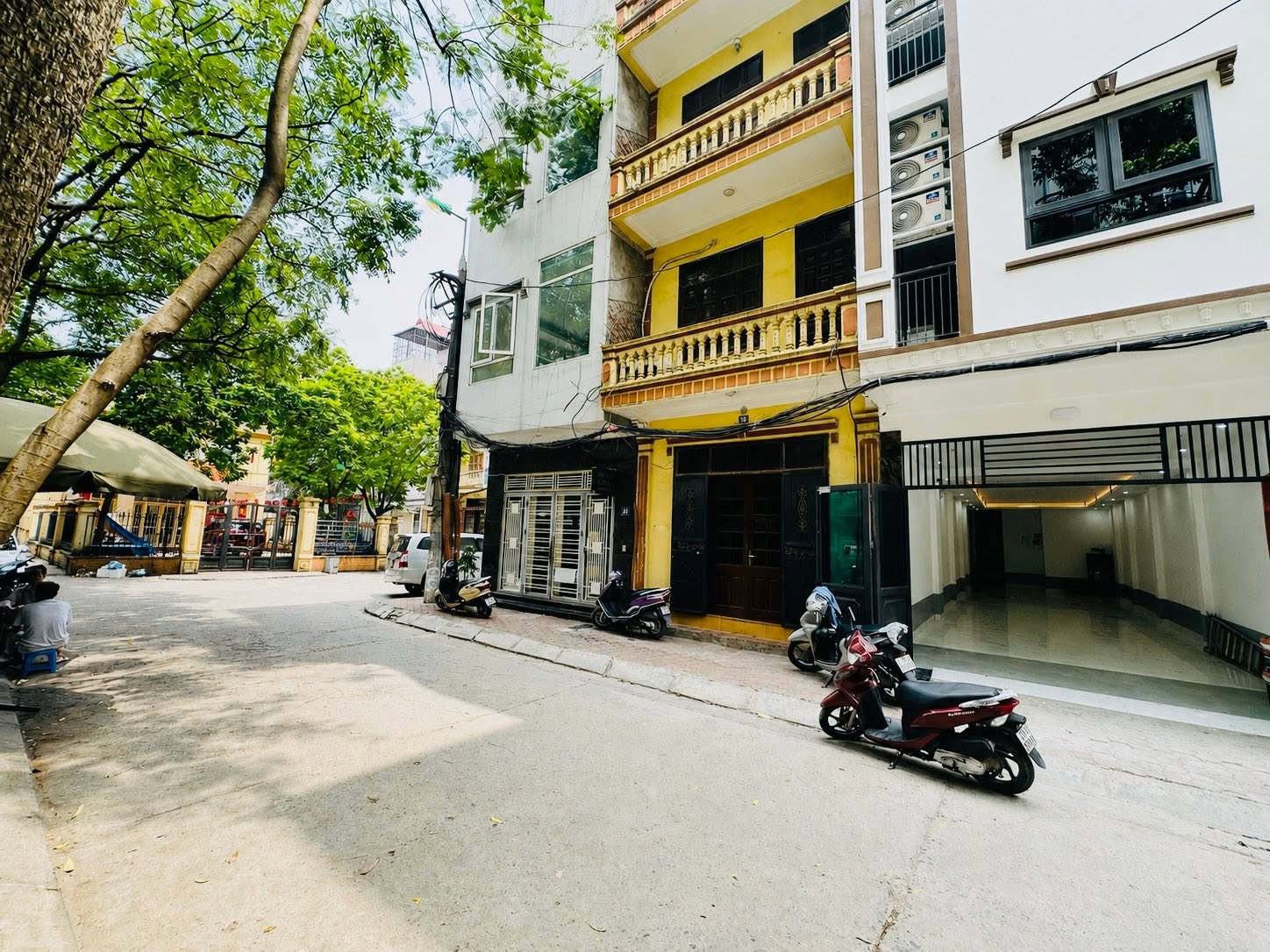 Bán nhà Long Biên 11 tỷ 60m sẵn dòng tiền,căn hộ cho thuê full phòng,sổ đỏ vuông 3