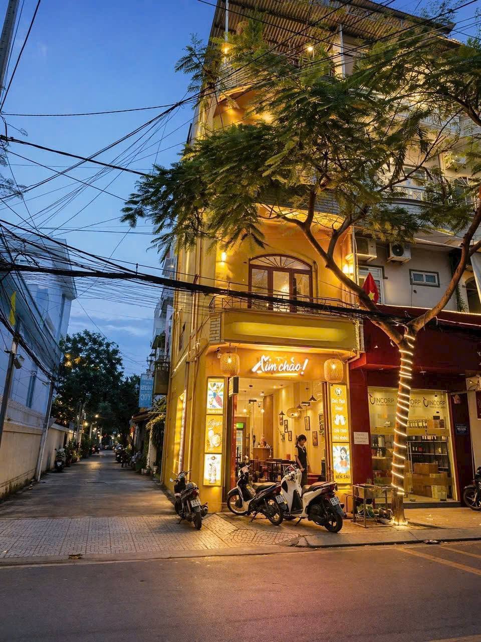 Sang Lại nhà hàng, quán nhậu tại 1a Hàn Thuyên, Xuân Hương, Nha Trang.