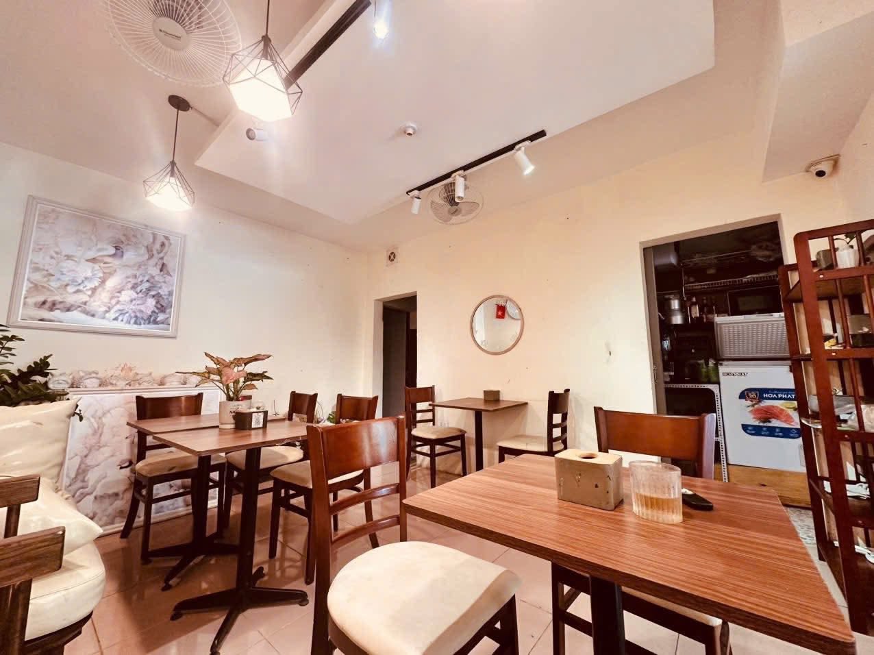 CHÍNH CHỦ CẦN SANG NHƯỢNG GẤP QUÁN TẠI BA ĐÌNH TRONG THÁNG 4