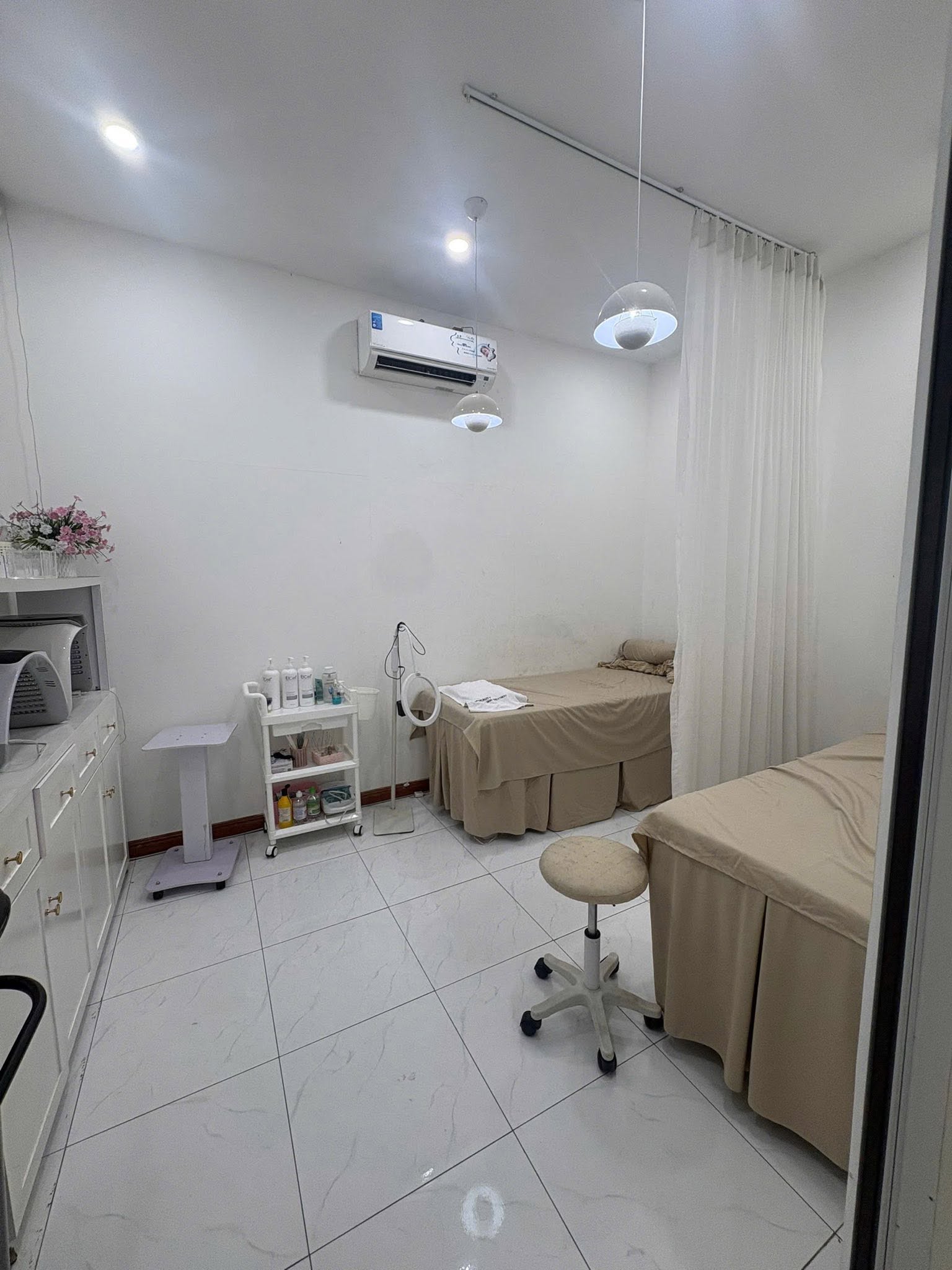 CHO THUÊ MẶT BẰNG KINH DOANH – VỊ TRÍ ĐẸP QUỐC LỘ 1A, GẦN NGÃ 3 TRỊ AN 5