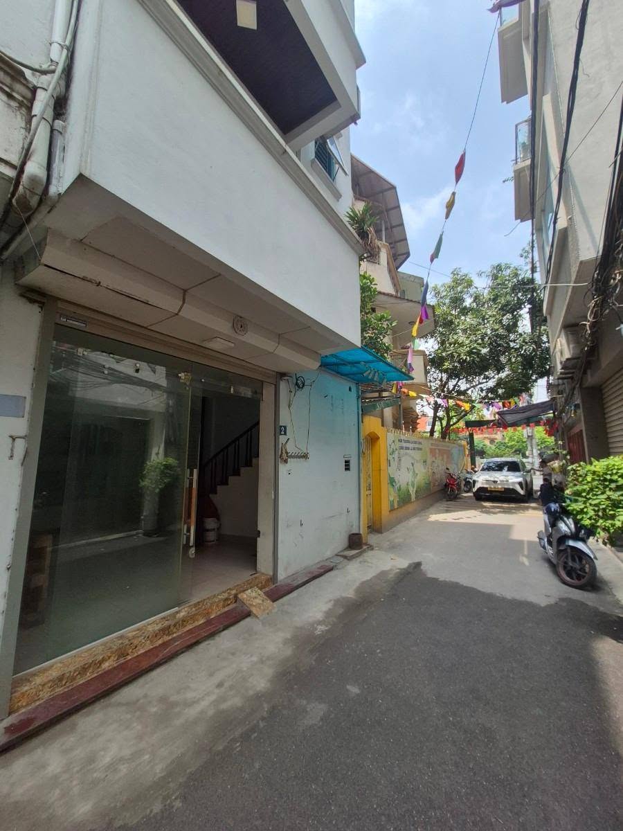 Bán nhà Bồ đề 9 tỷ mặt tiền 5m,ngõ kinh doanh ô tô 7 chỗ,Long Biên 2