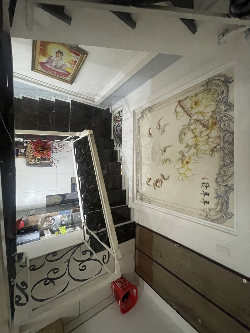 Bán nhà 3 tầng đường 160, Tăng Nhơn Phú A, Q9, Thủ Đức, TP HCM. DT 76m2, SHR. Giá 6,45 tỷ. 3